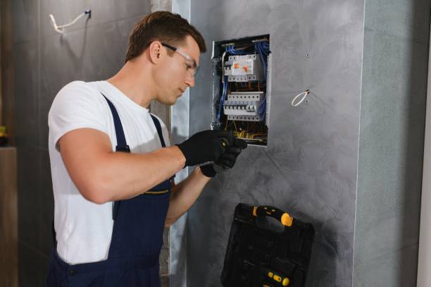 Best Electrical Troubleshooting Services  in Devine, TX